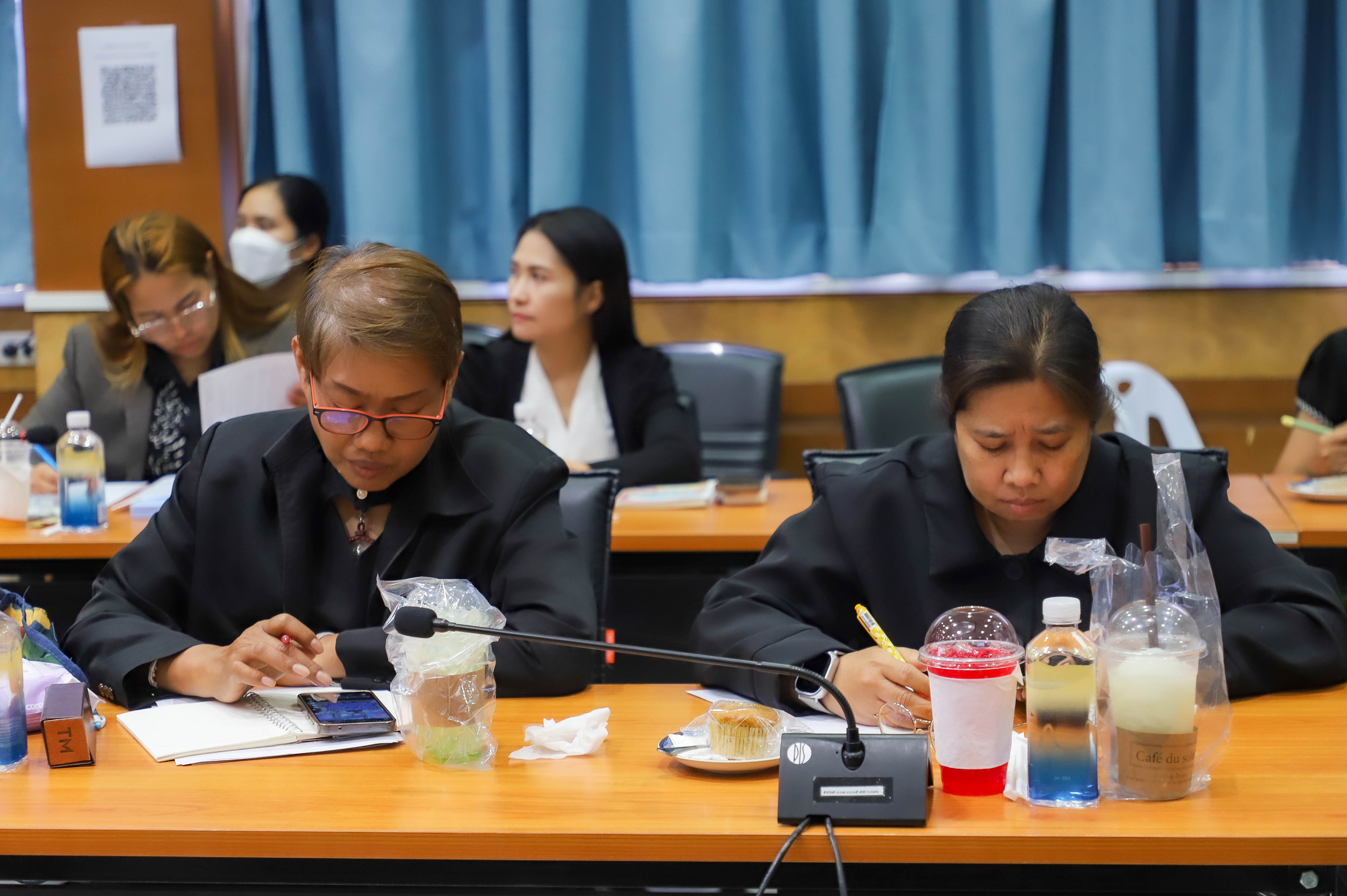 title - ส.ป.ก. ประชุมการซักซ้อมความเข้าใจงานจ้างเหมาบริการบุคคลธรรมดาตามพระราชบัญญัติการจัดซื้อจัดจ้าง และการบริหารพัสดุภาครัฐ พ.ศ. 2560